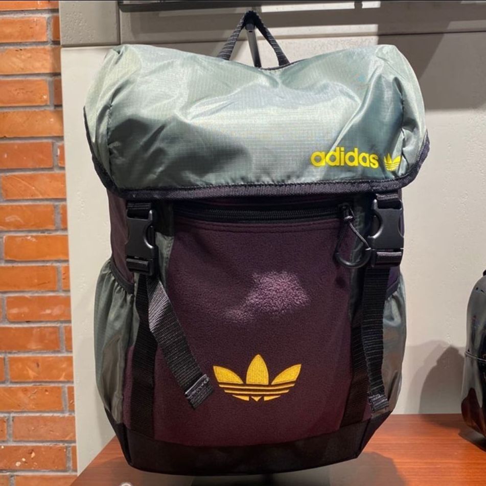 Adidas 双肩包真实评价
