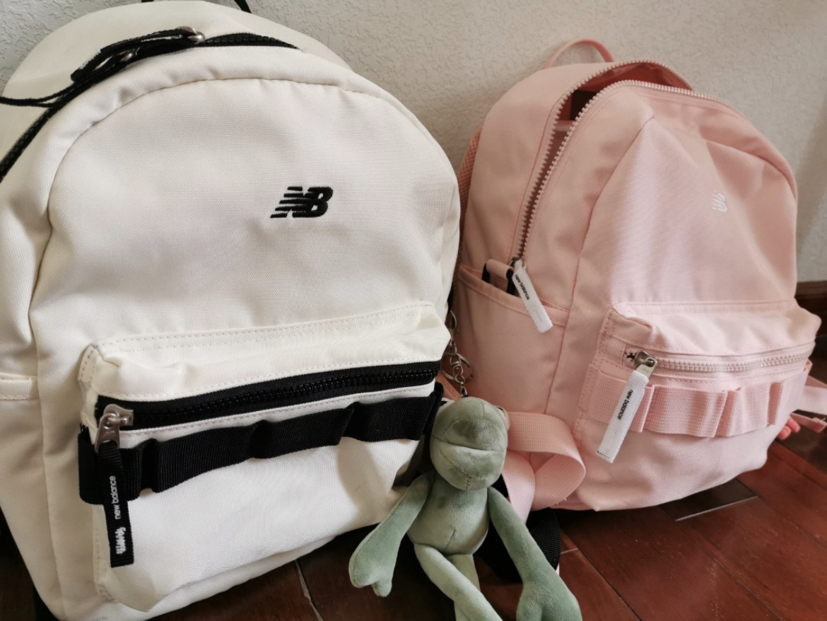 新百伦双肩包
