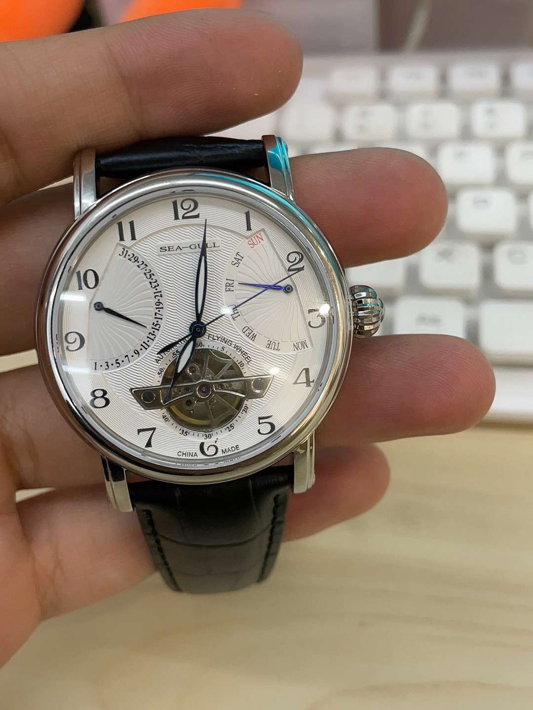 刚步入工作的你拥有一块海鸥表