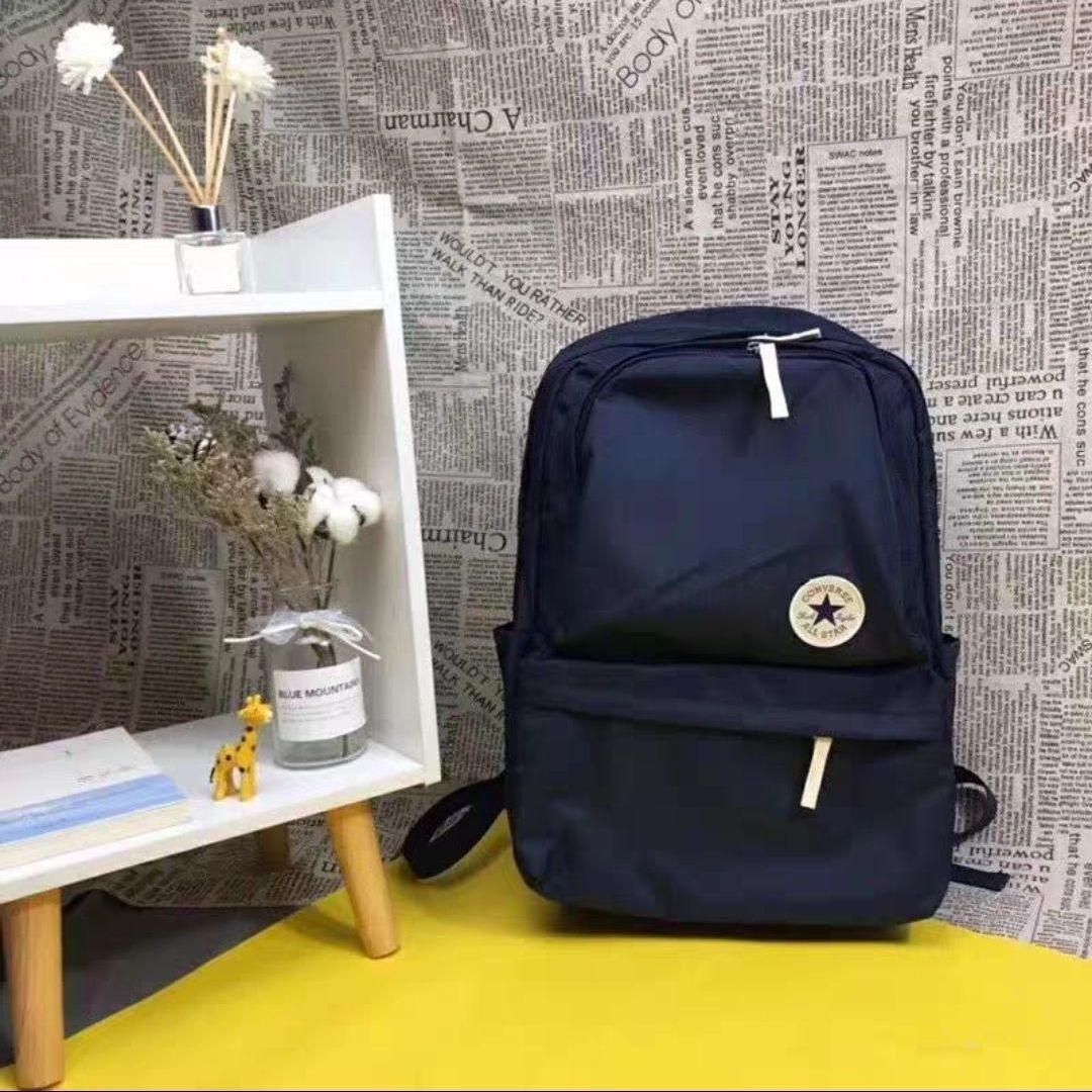纯色Converse双肩包
