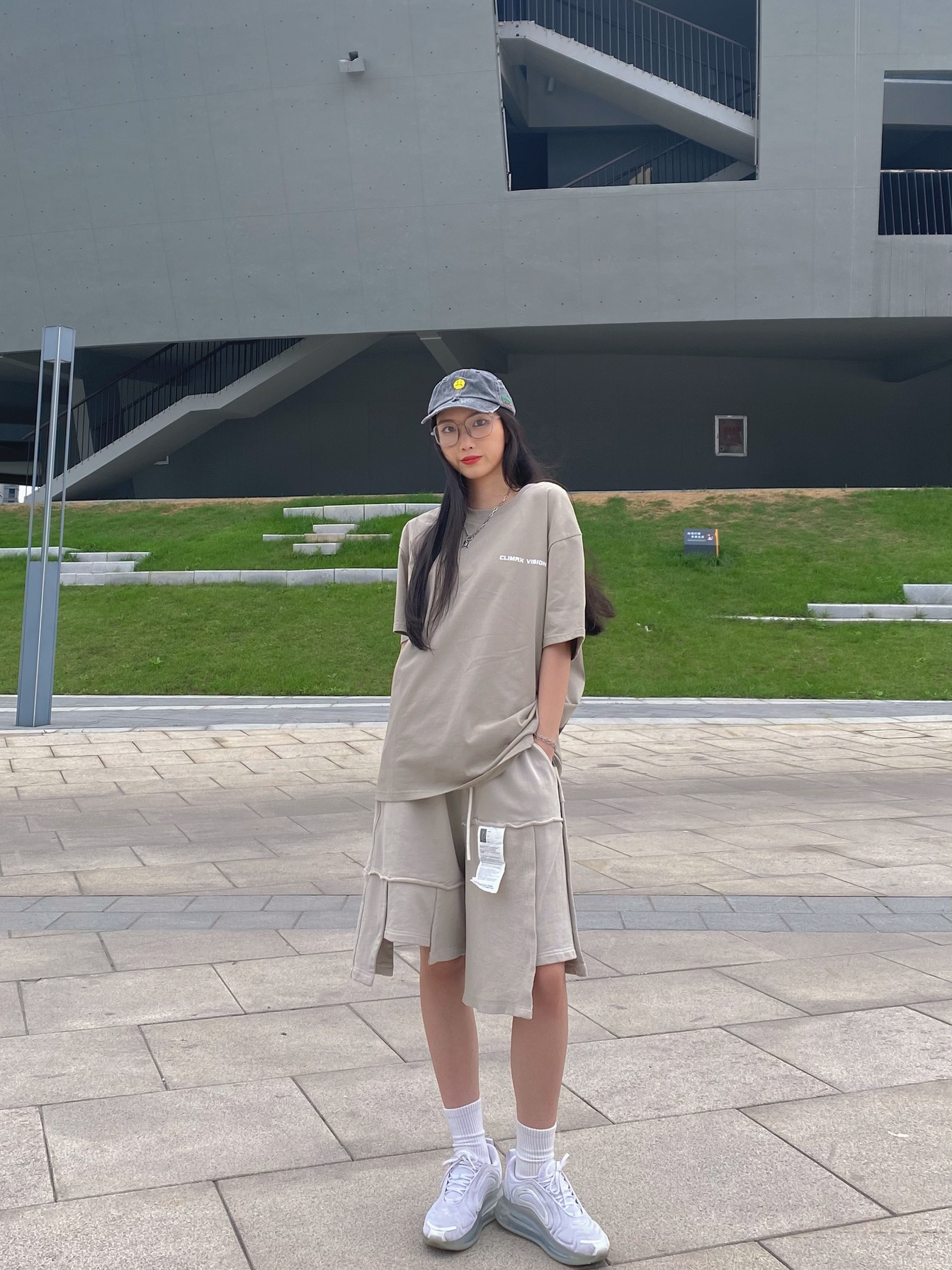 首先 我不叫喂
