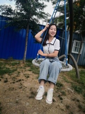  V领短袖打底T恤 女装穿搭分享