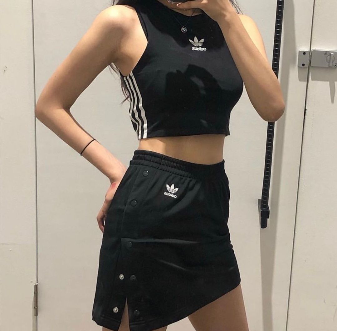 adidas Originals露脐背心穿搭分享