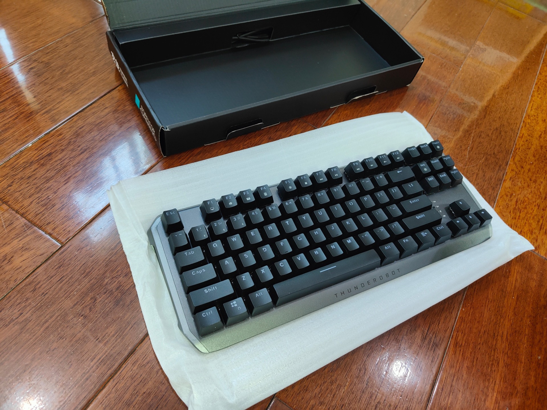 雷神KL5087键盘如何?