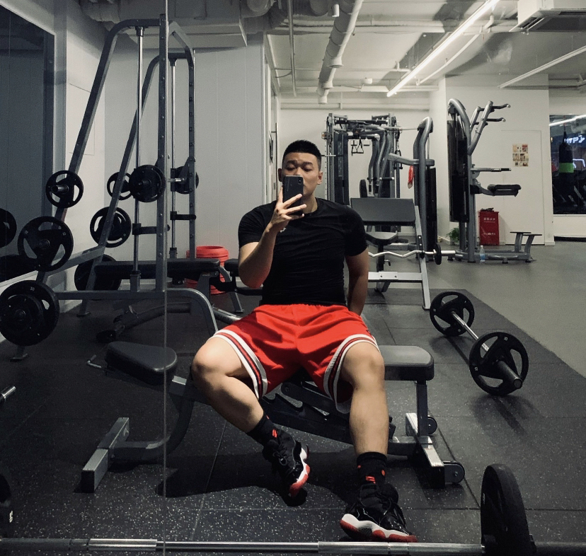 健身穿搭|健身房也可以是🏀男生的主场