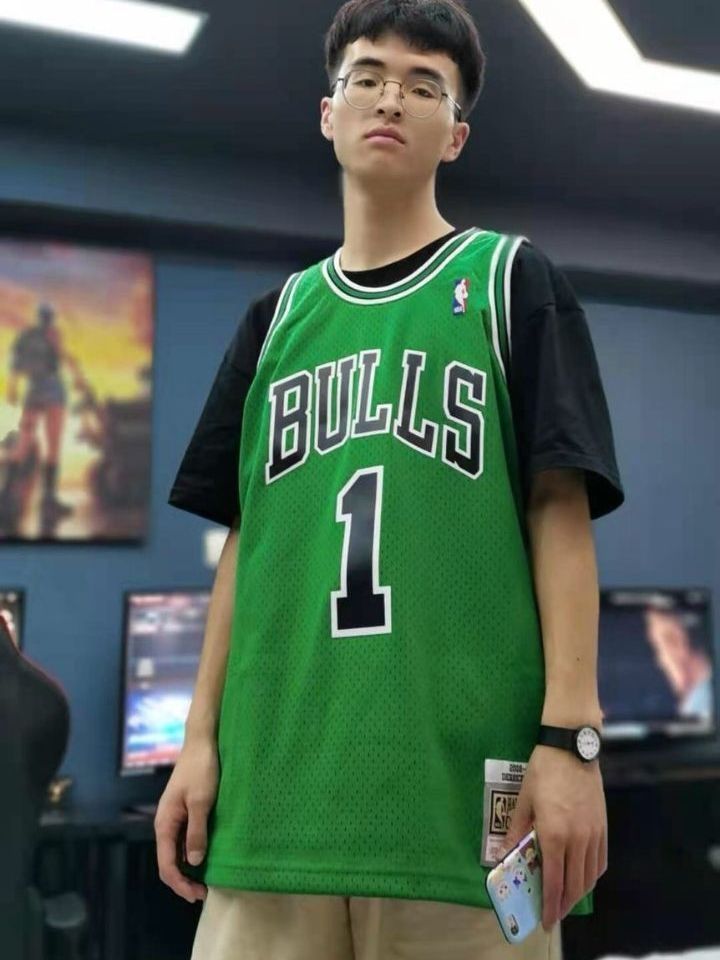 百搭篮球服