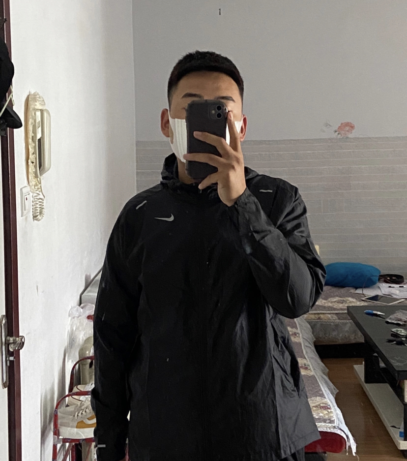 Nike 连帽跑步夹克