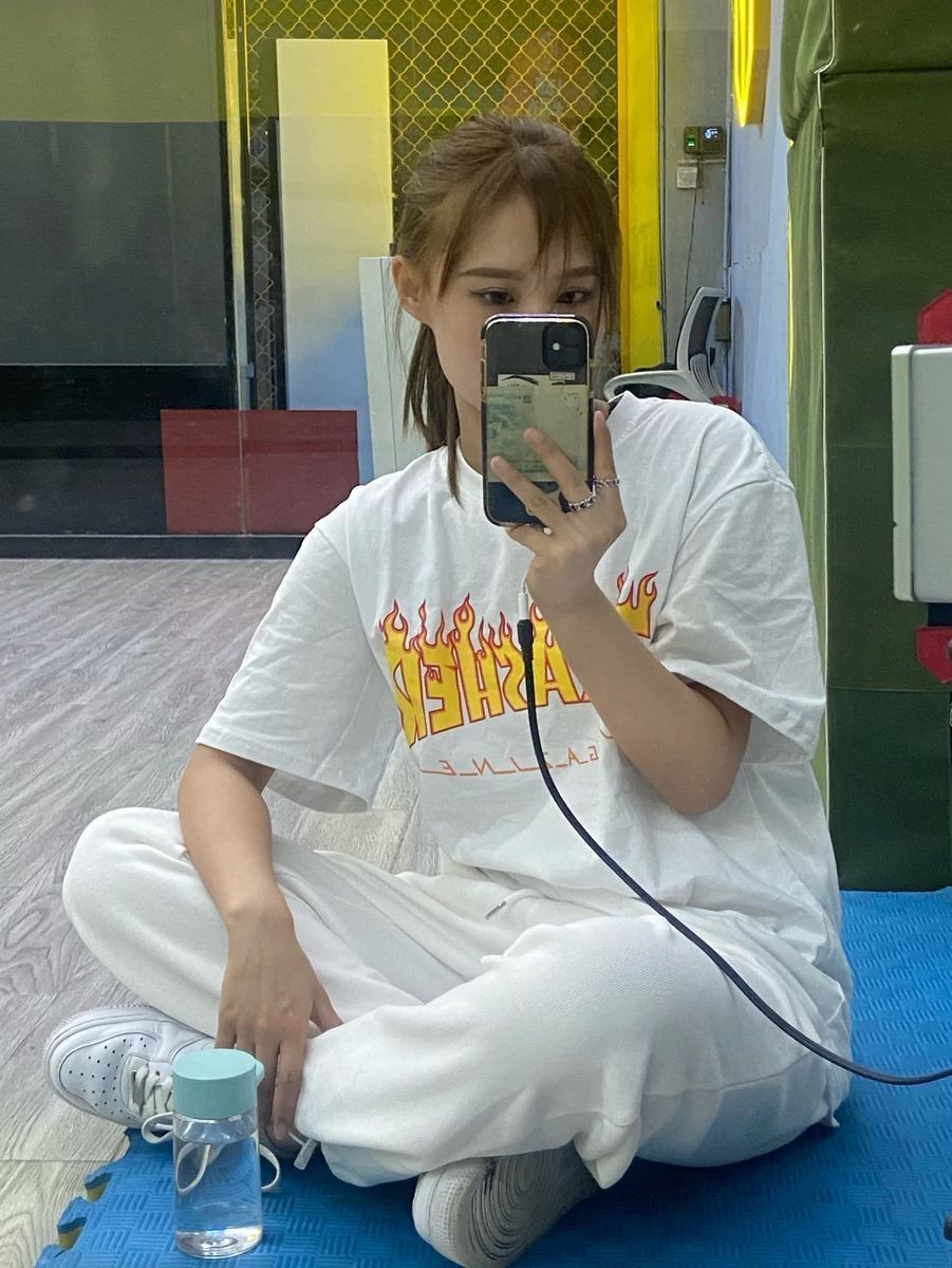 【权志龙同款】Thrasher 美版经典火焰大logo印花短袖T恤