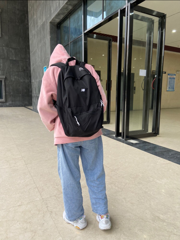 休闲双肩包推荐