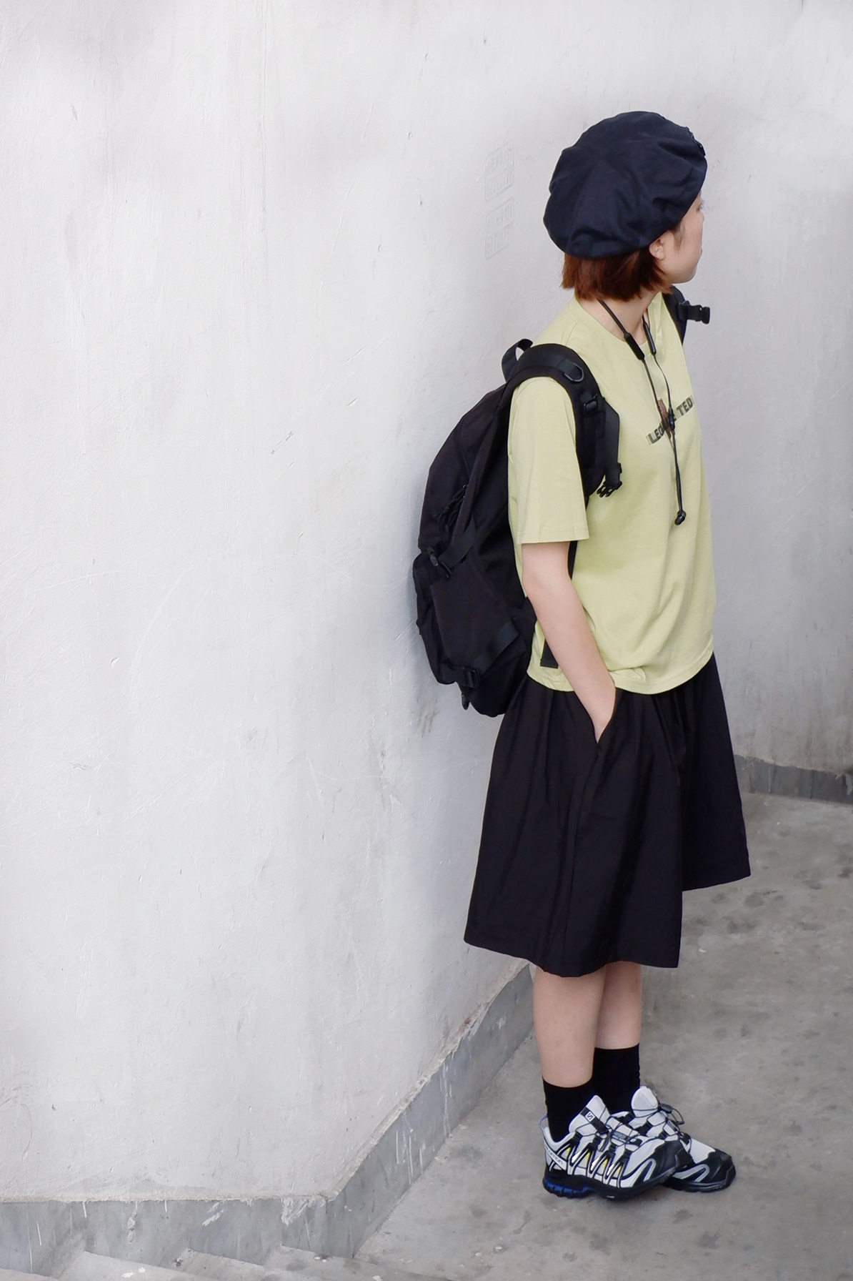 穿搭少不了球鞋LOOK1