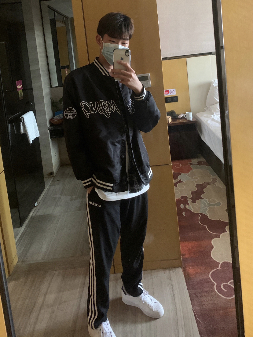 adidas 经典三条纹男装运动型格针织长裤