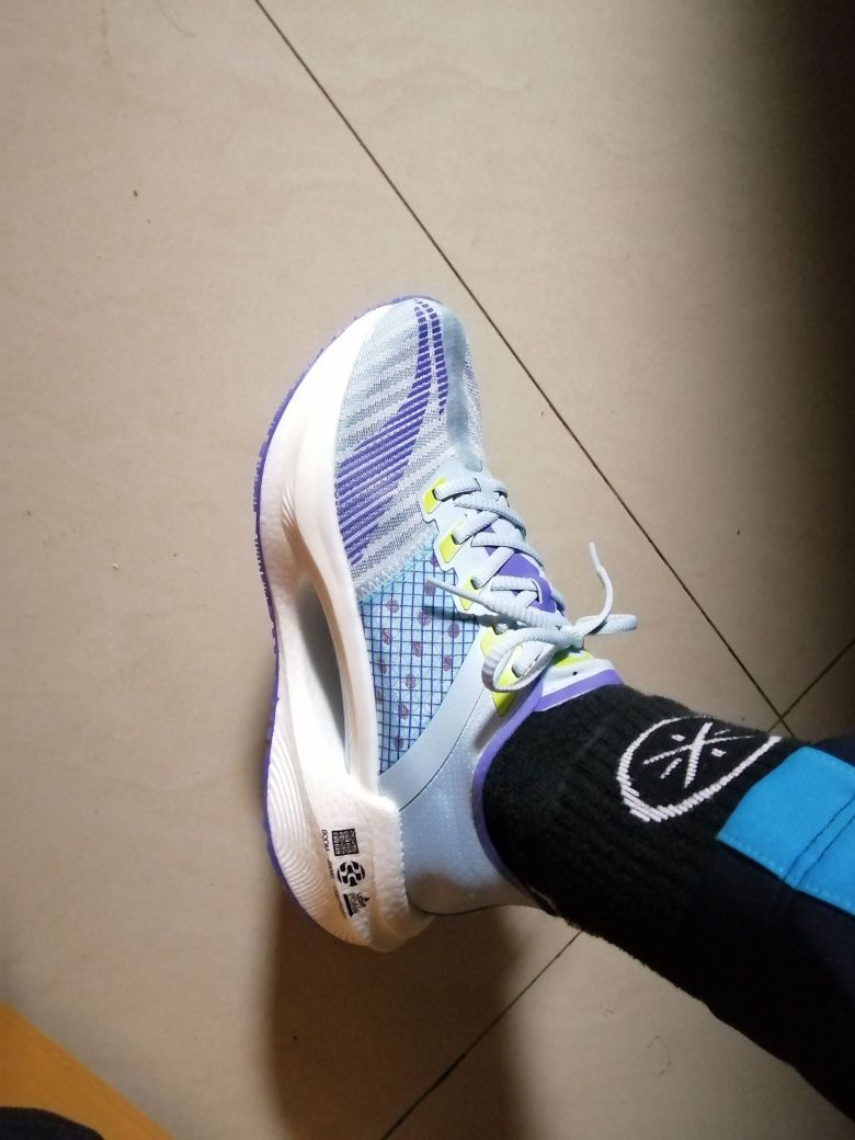 谈谈我的感受：
1 颜值真的yyds。（