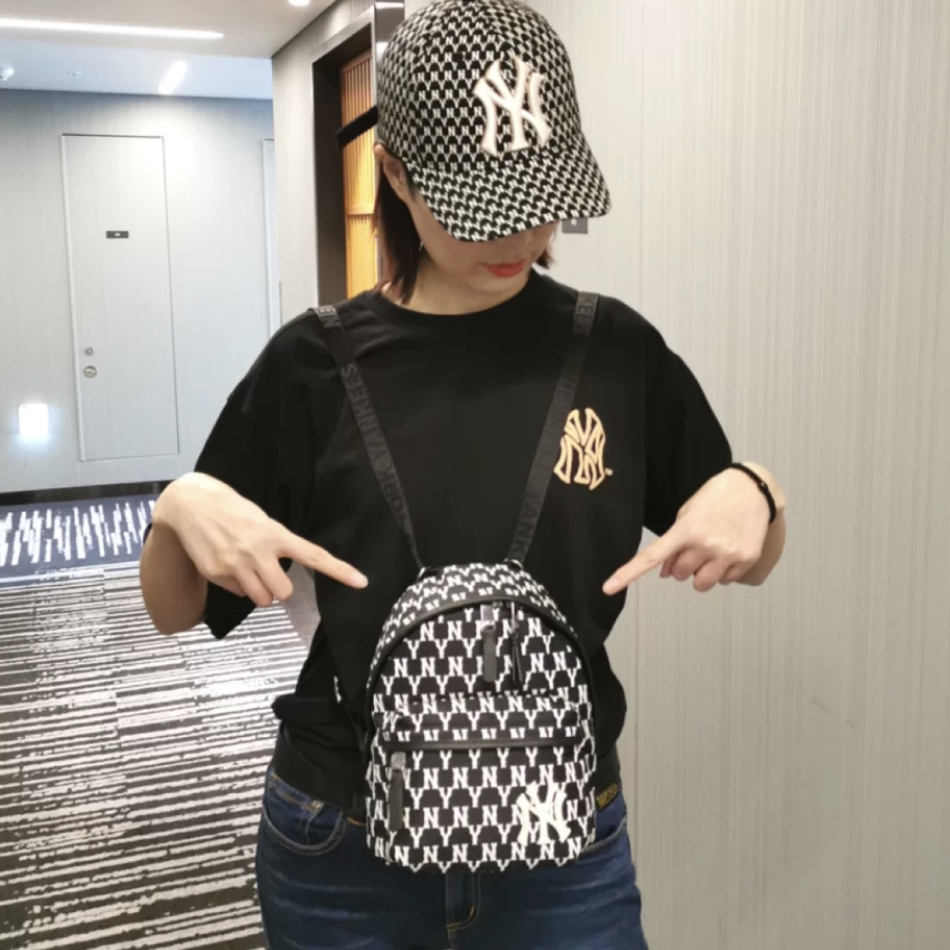 好物推荐：出行必备MLB小书包