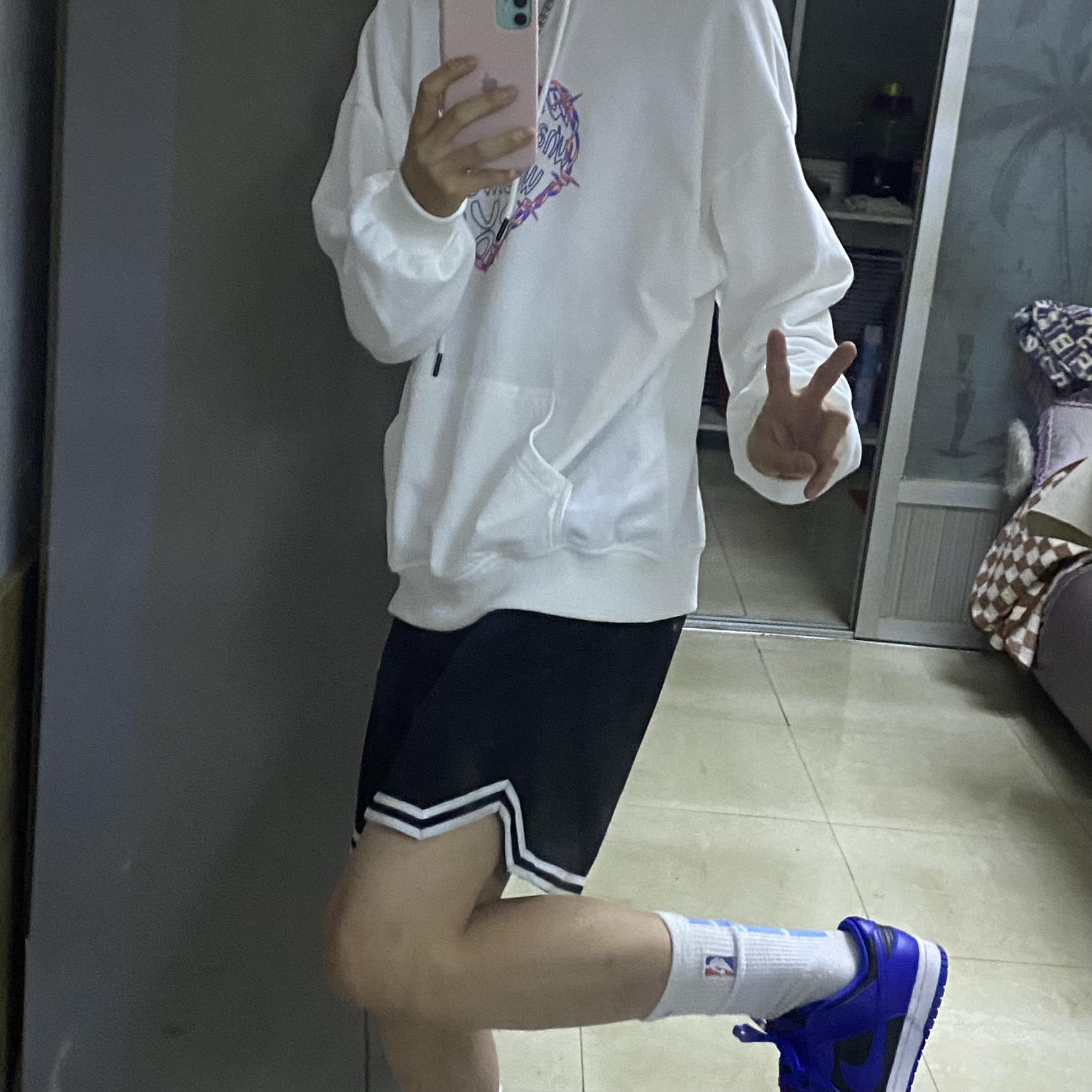 今日穿搭介绍（品牌｜款式）：

💰搭配心