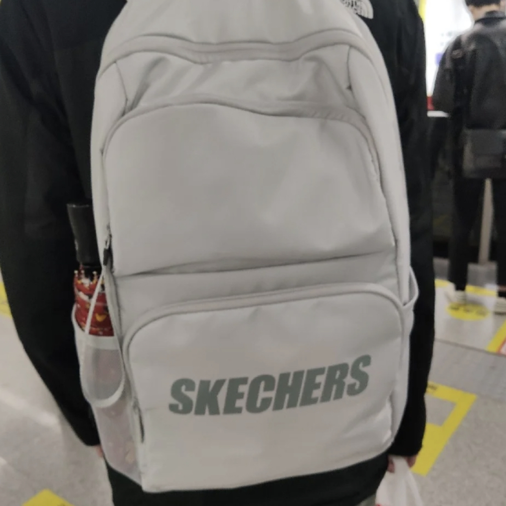 开学推荐：斯凯奇双肩背