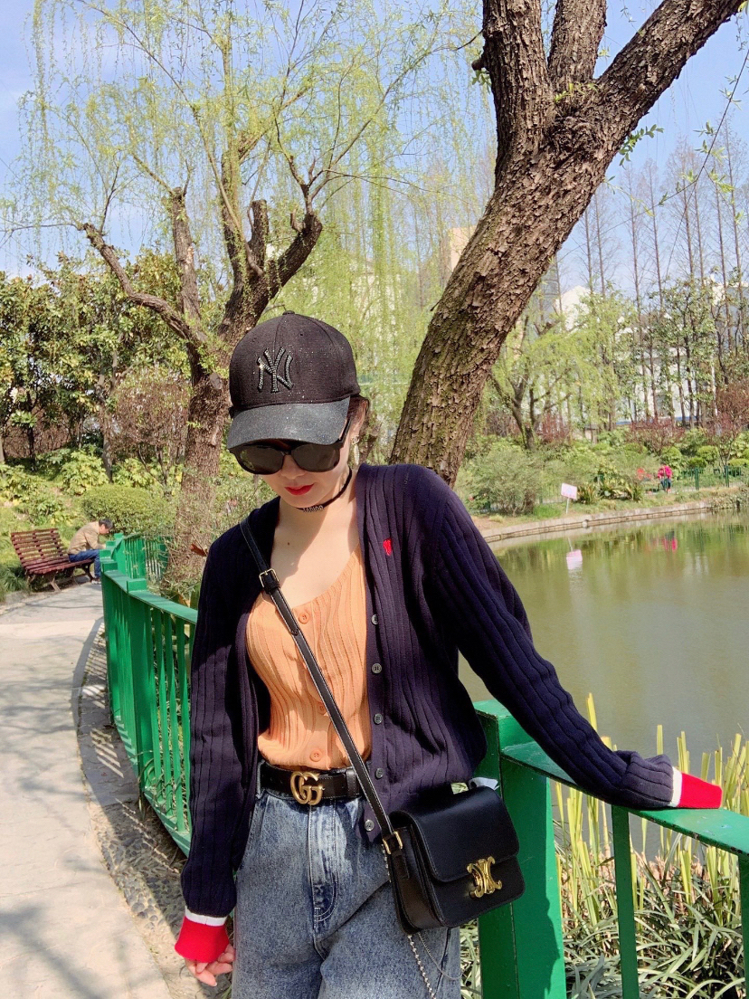 CELINE Triomphe系列小牛皮单肩包 | 好物分享❤