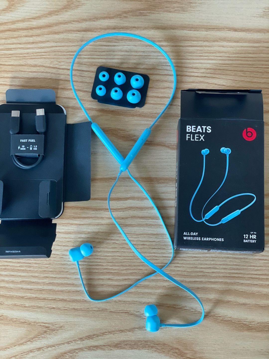 Beats Flex 入耳颈挂式无线耳机 入手体验