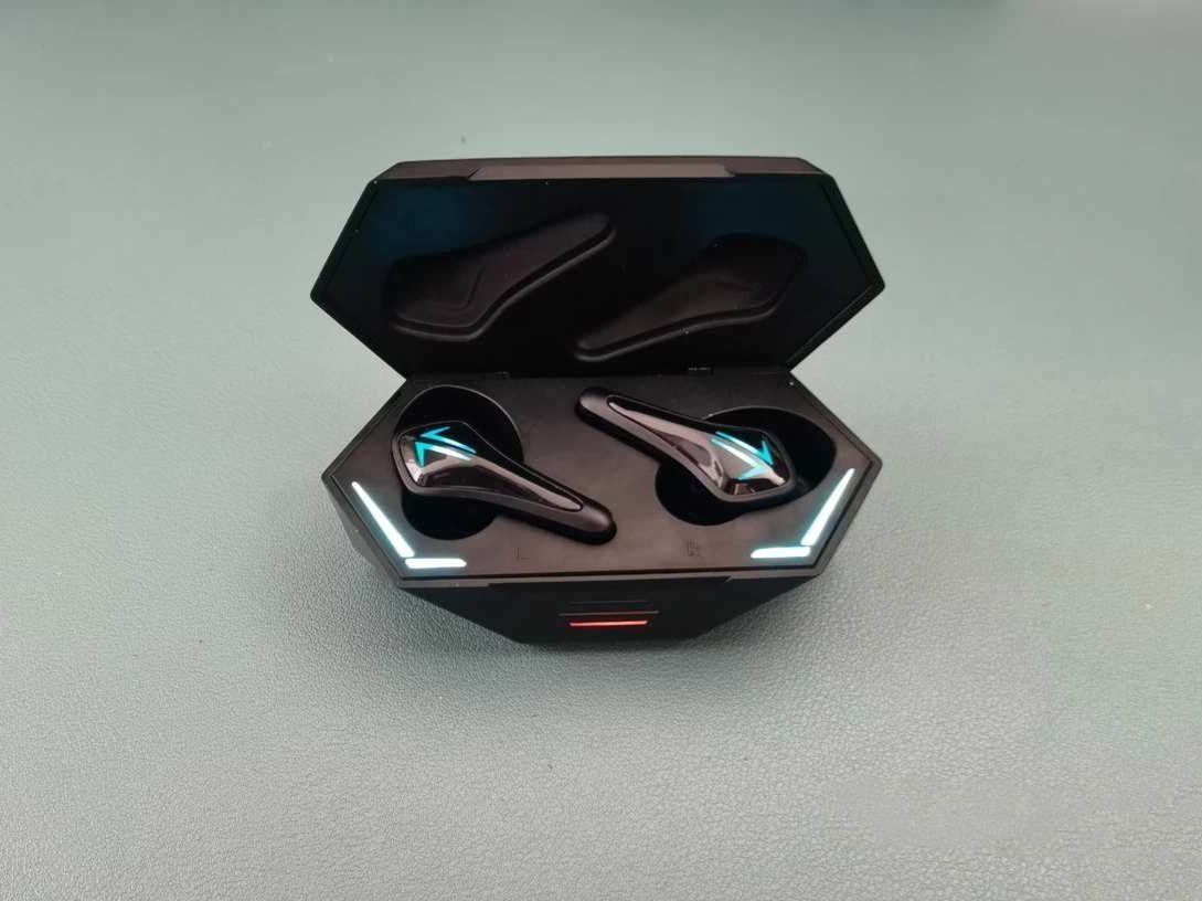 ThundeRobot/雷神 HL10 入耳式无线耳机分享😻