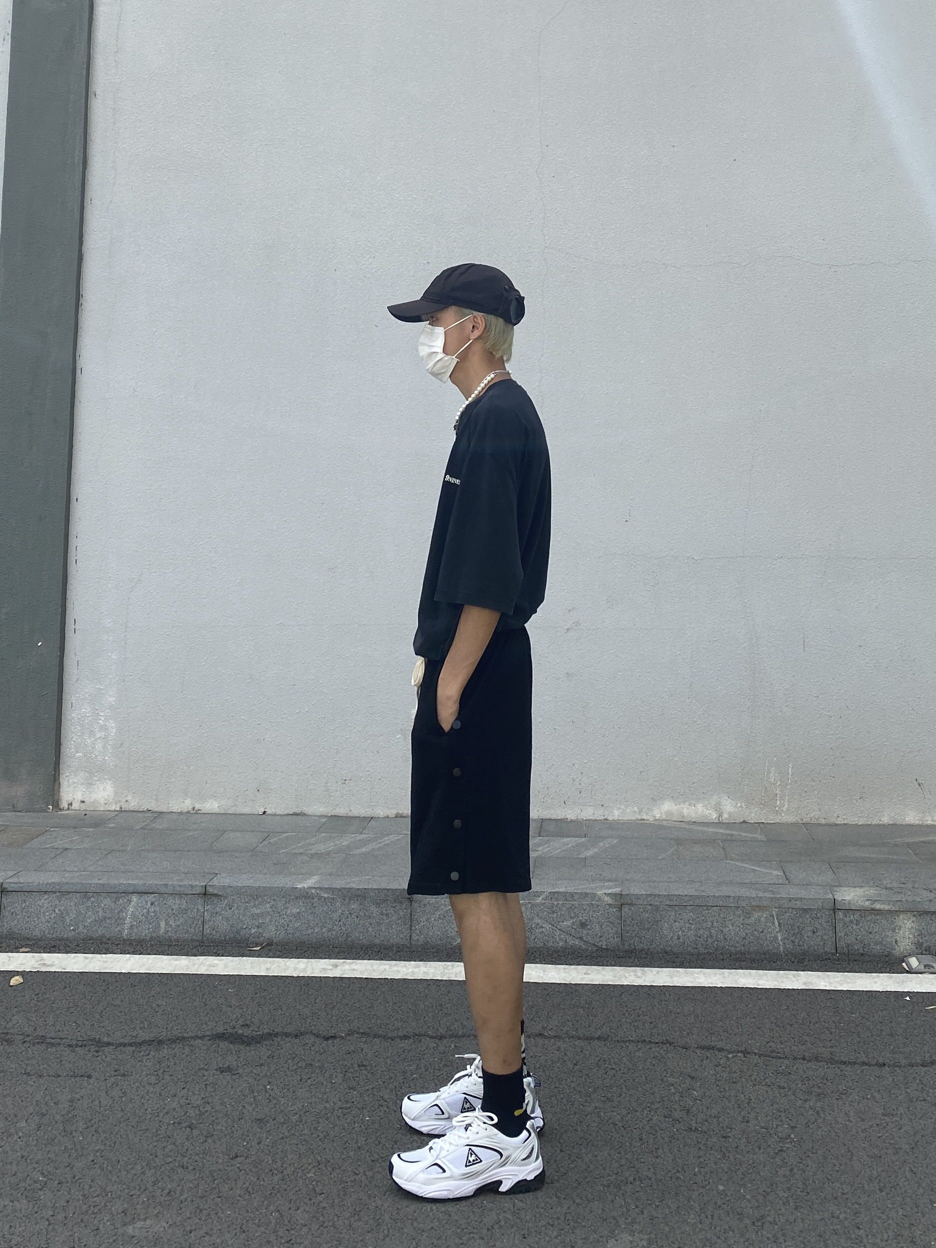 OOTD☀️男生夏季简约运动风穿搭，黑白配。