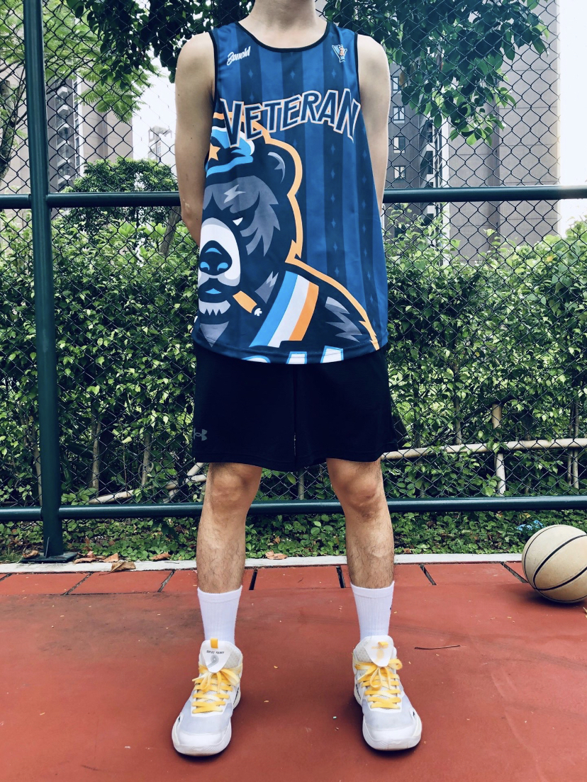 Under Armour 训练运动短裤