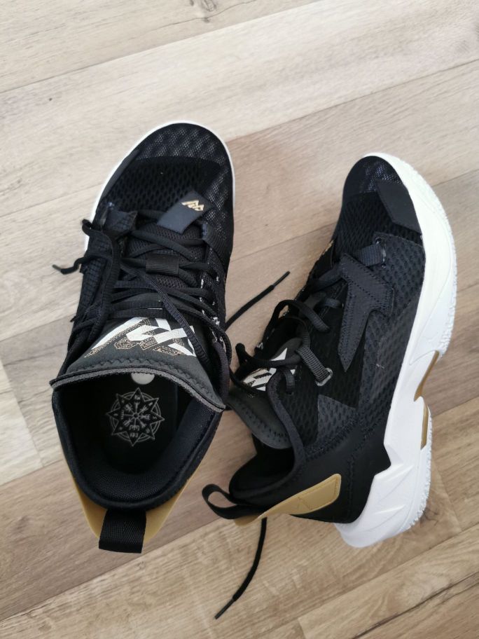 个人情况高180/重190，威少.4👟穿
