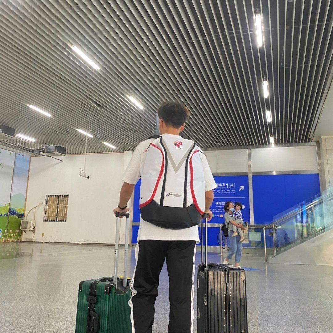 李宁篮球运动包包来了