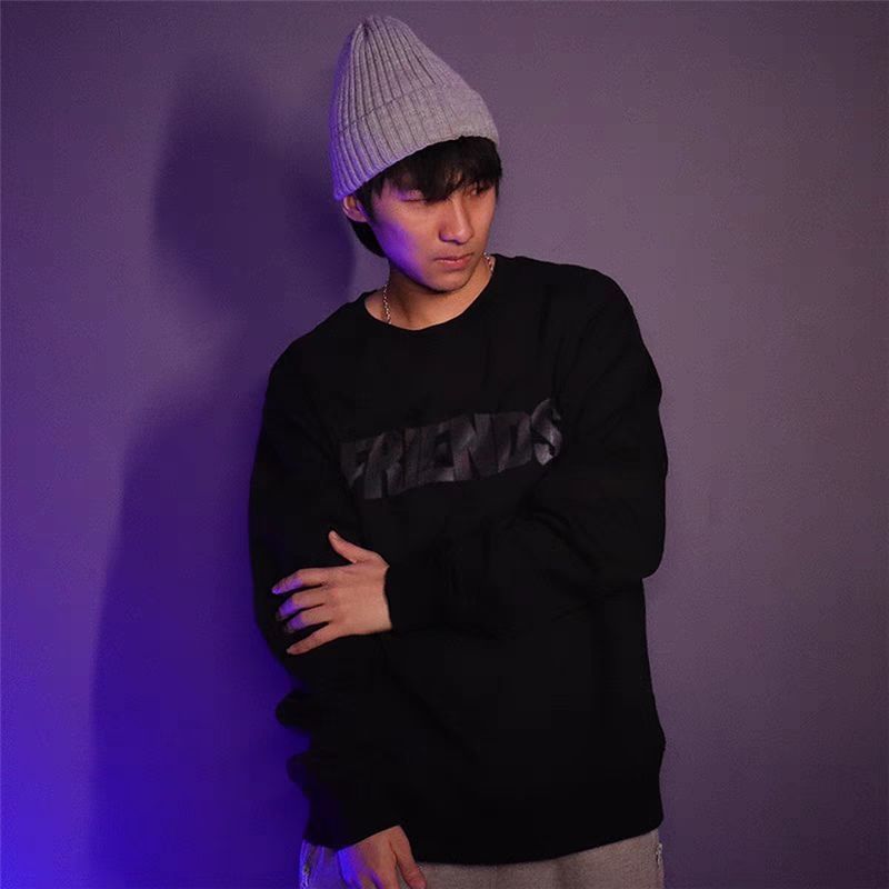 VLONE FRIENDS卫衣	穿搭分享