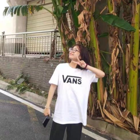 Vans 经典字母印花短袖T恤来啦～