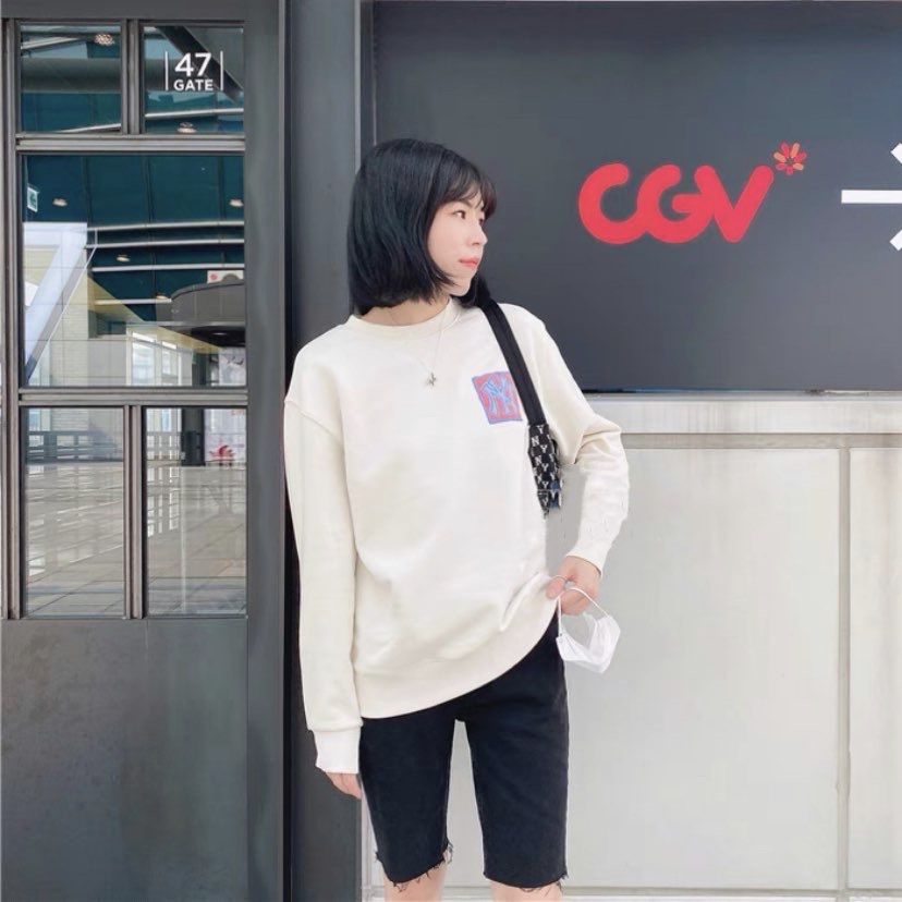 初秋女生简单搭配｜MLB 2021AW  NY胶印LA标休闲百搭长袖卫衣搭配分享