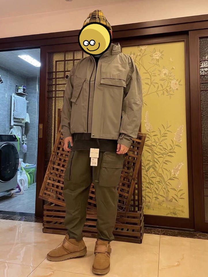 Nike ACG 户外机能风梭织工装长裤穿搭分享