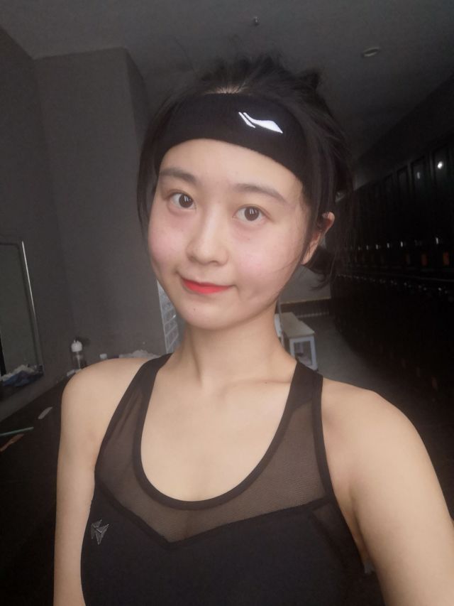 运动跑步怎么能少了头带呢？