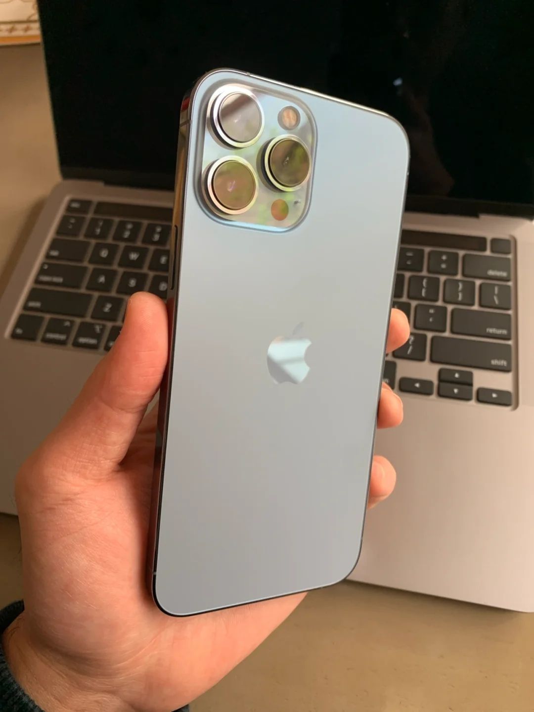 iPhone13 Pro Max使用一天后的真实测评😊