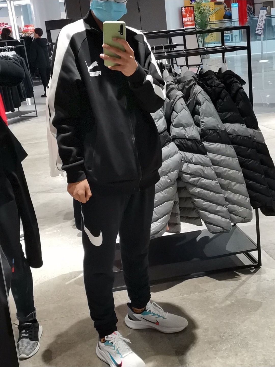 Nike长裤穿搭分享