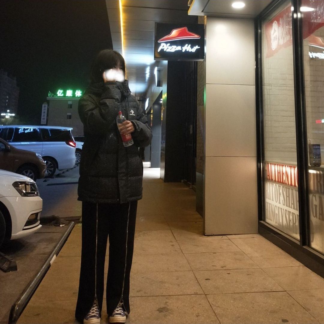Converse 星箭LOGO羽绒服推荐