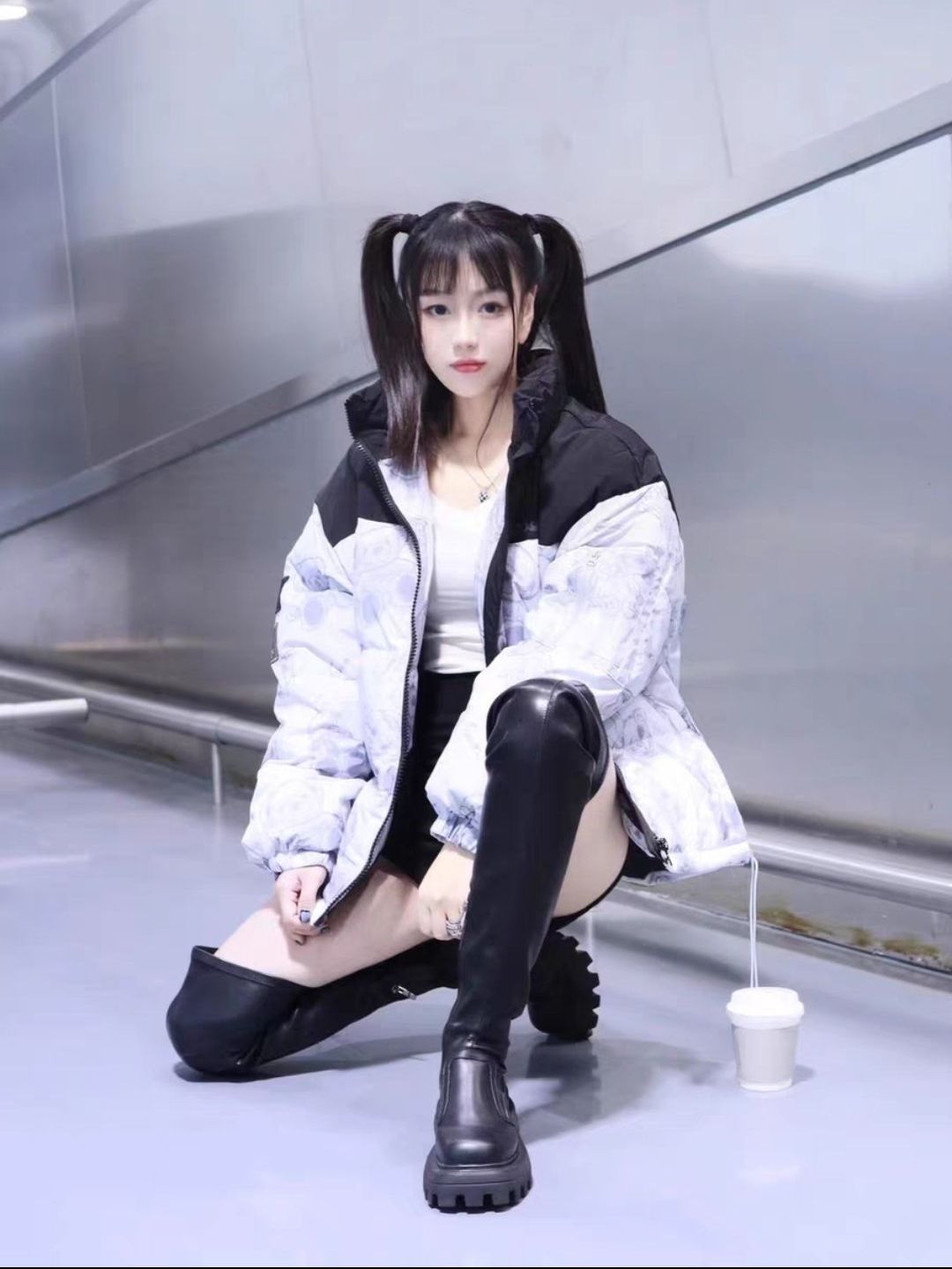 ER 2020AW 潮流小熊印花立领短款羽绒服 Eryr2533