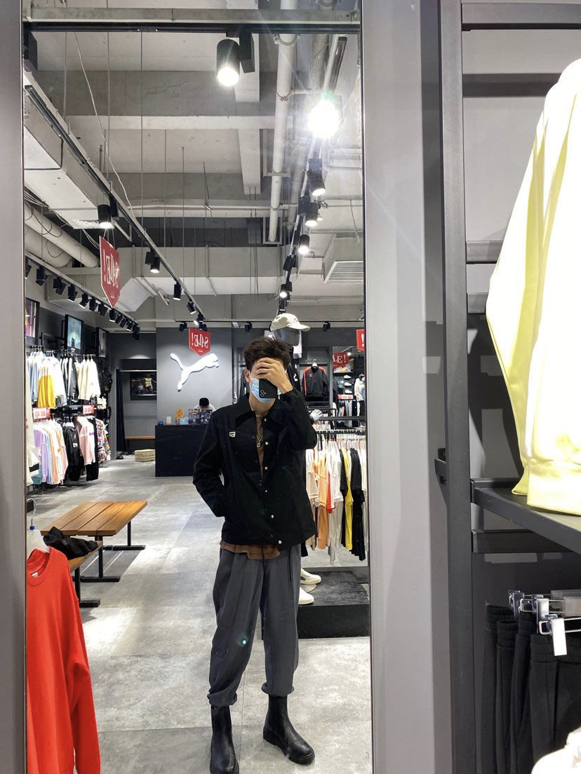 Puma 刺绣小标纯色运动梭织夹克