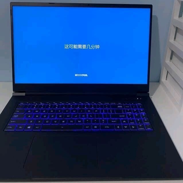 机械革命Umi plus，实拍图来啦，设计师必备呀！