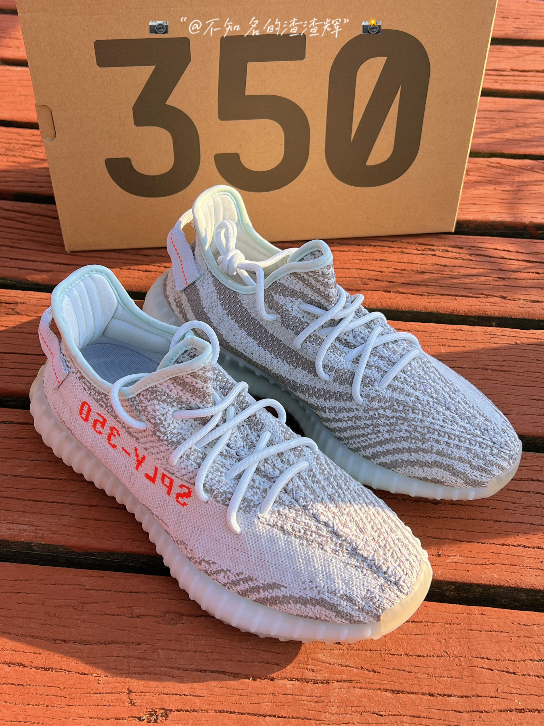 颜值性价比超高“Yeezy 350”冰蓝