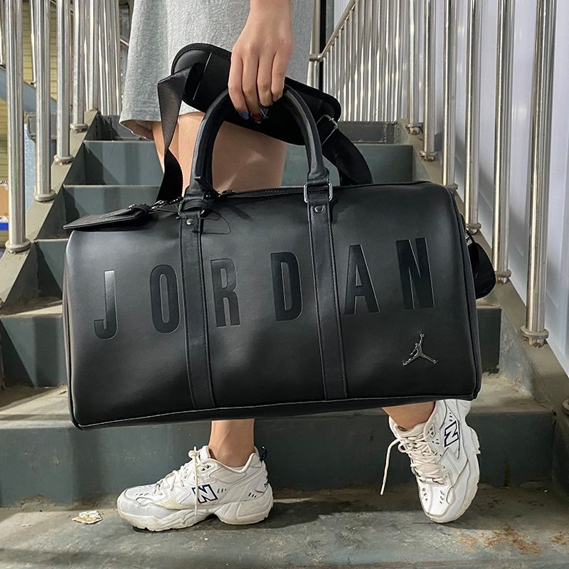 Nike AJ男女篮球训练包 皮质手提桶包旅行包推荐分享