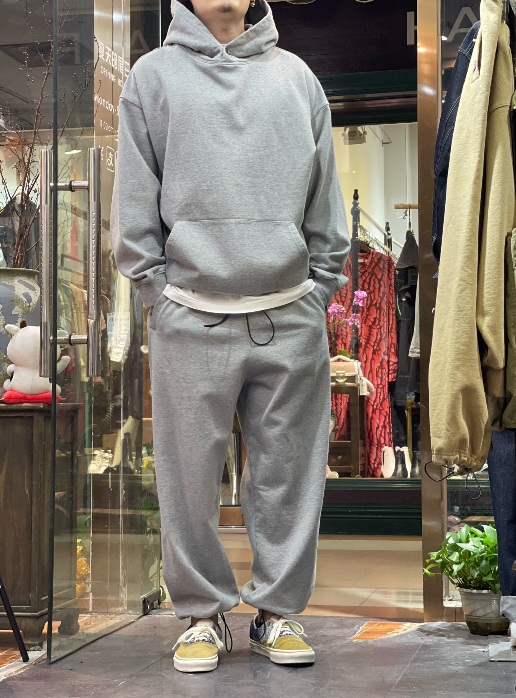 OOTD 灰色套装