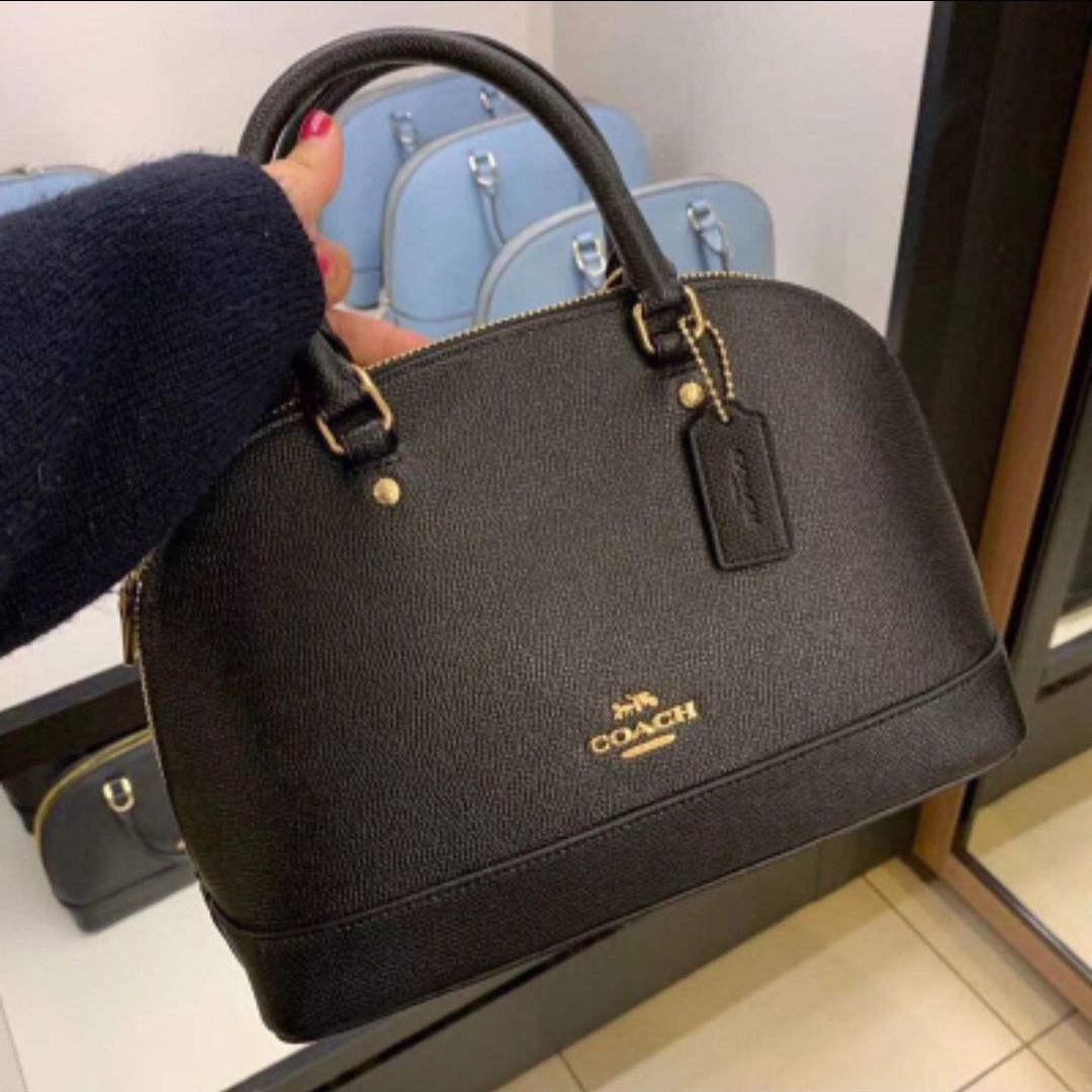 Coach 老花帆布 提单肩斜挎包贝壳包 百搭哦！