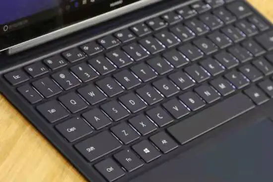 华为MateBook E 2021: 值得入手!