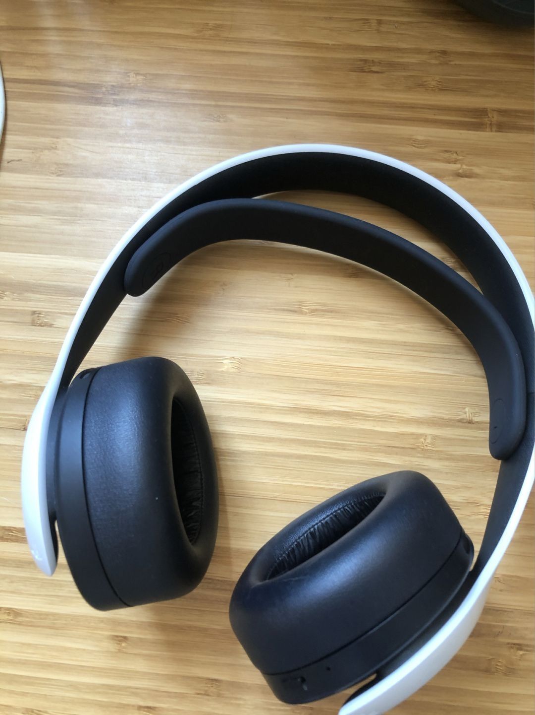 游戏体验超棒的索尼 PS5 PULSE 3D无线耳机