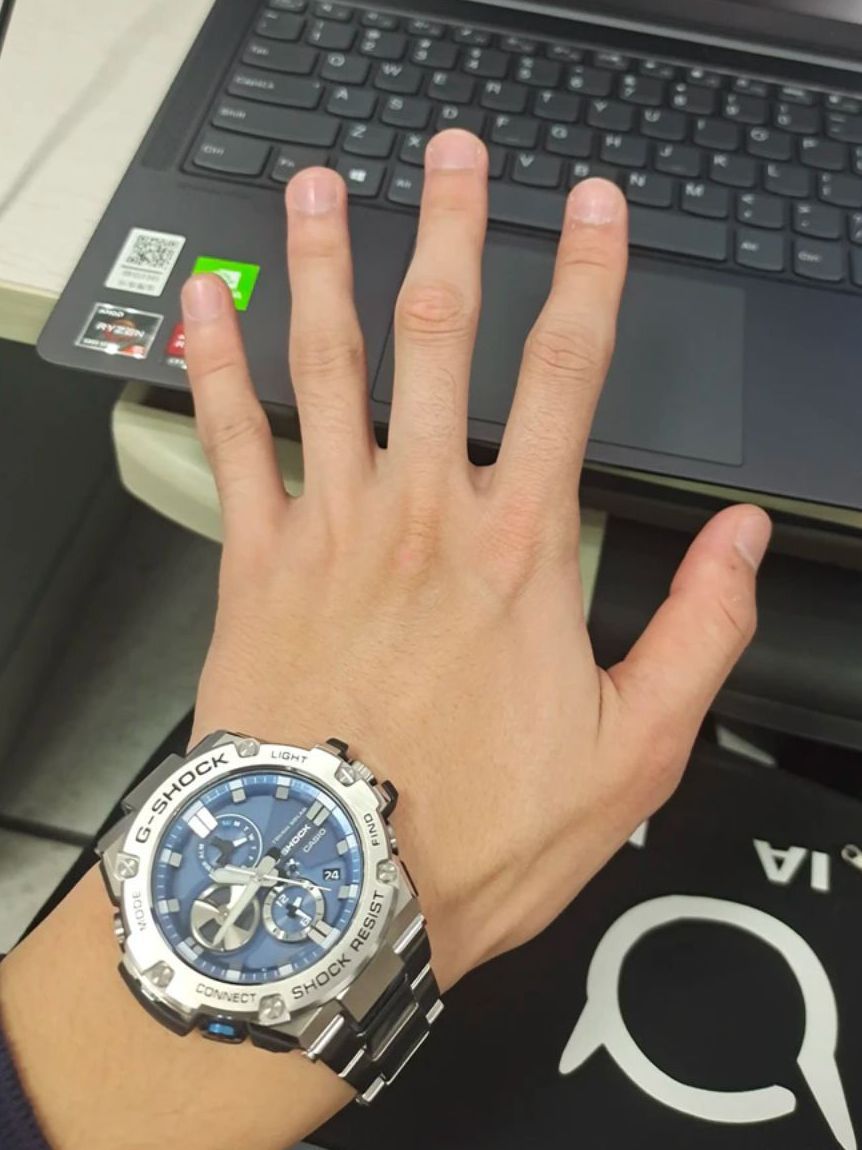 蓝色钢铁之心卡西欧石英表