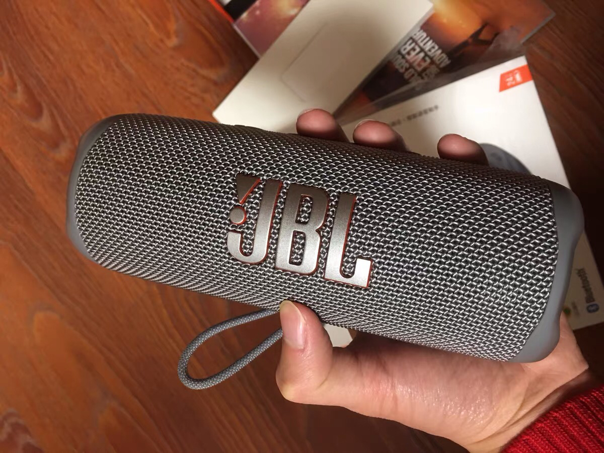 无线蓝牙音箱天花板-JBL Flip6