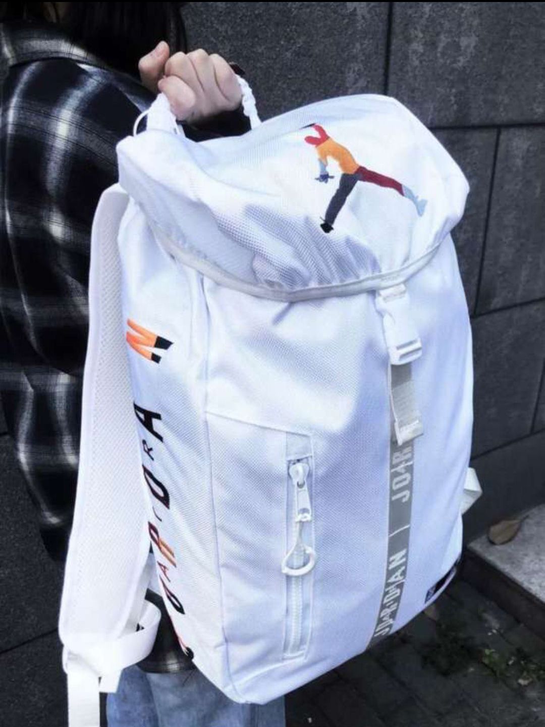 jandan brand 休闲双肩包运动背包 绝了！