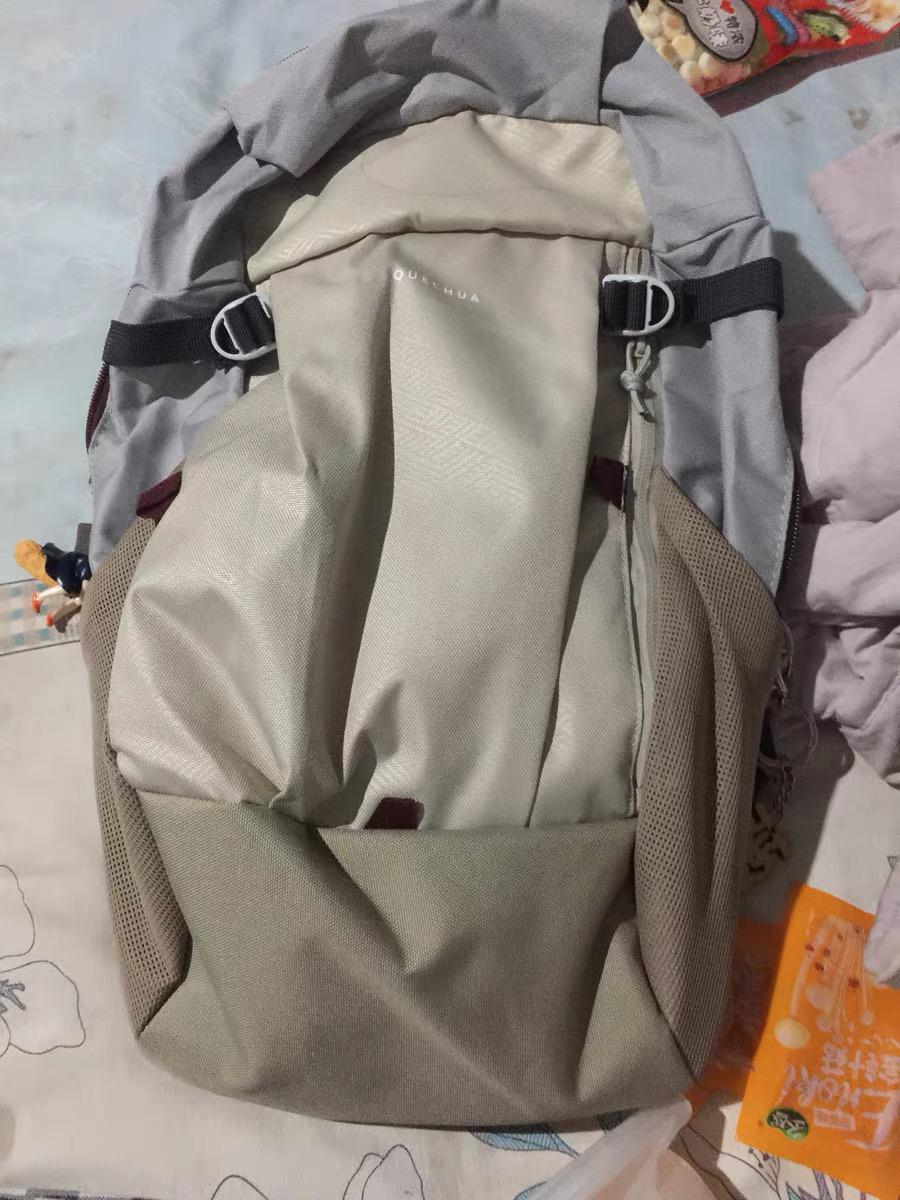 迪卡侬 纯色休闲双肩包推荐分享