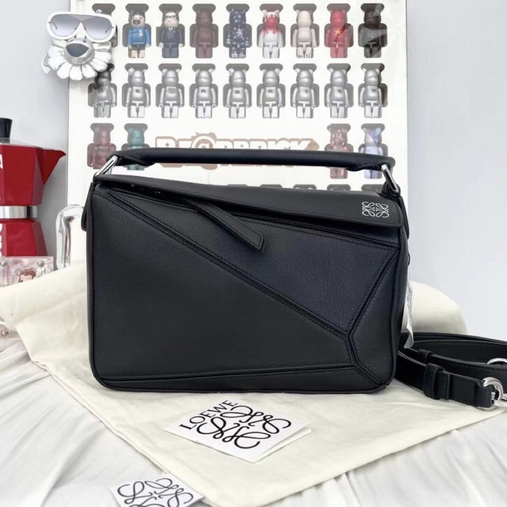 LOEWE Puzzle几何斜挎手提包 分享