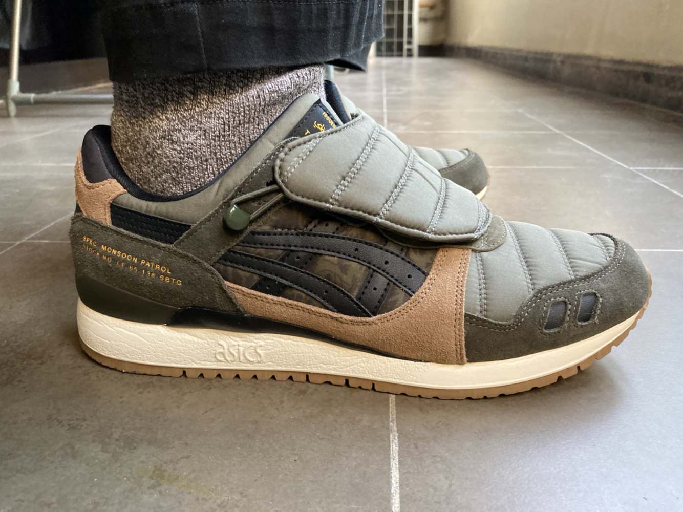 SBTG ASICS GEL-LYTE III