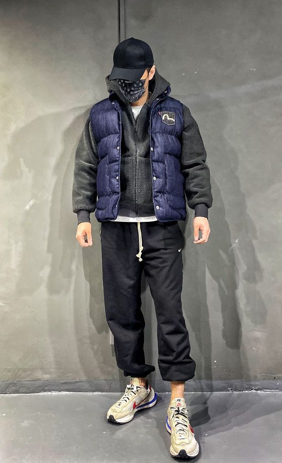 大m福神马甲配Nike长裤穿搭 ootd